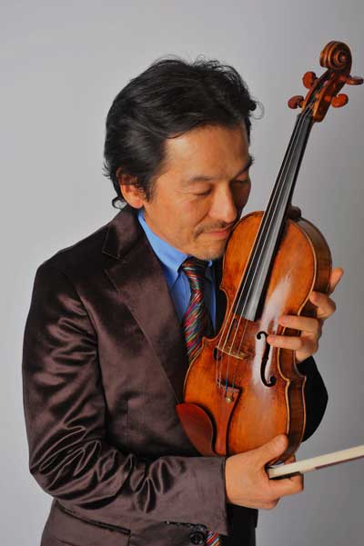Takumi Komoriya with Violin